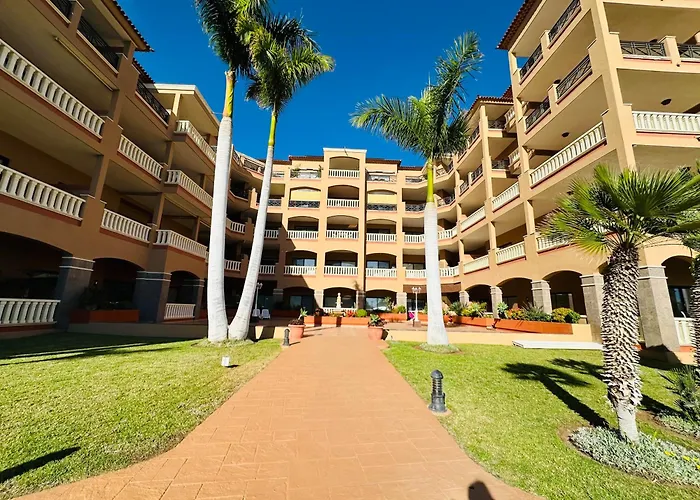 El Nautico Coral Suites