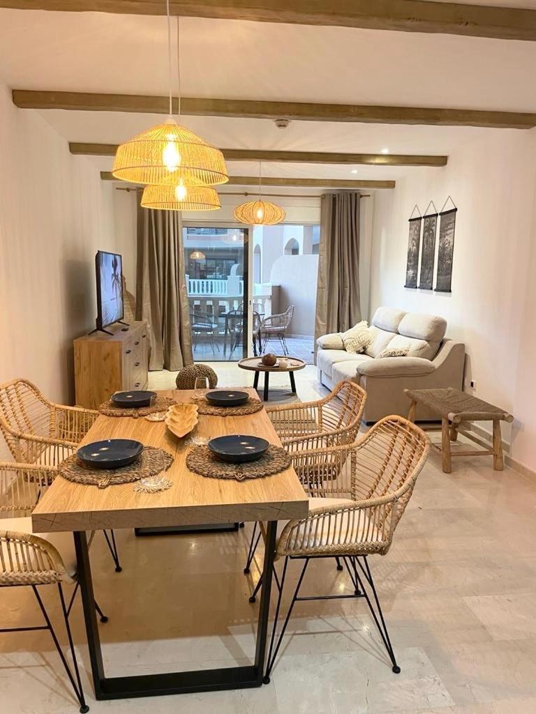 Apartamento El Nautico Coral Suite - Oceanview Escape