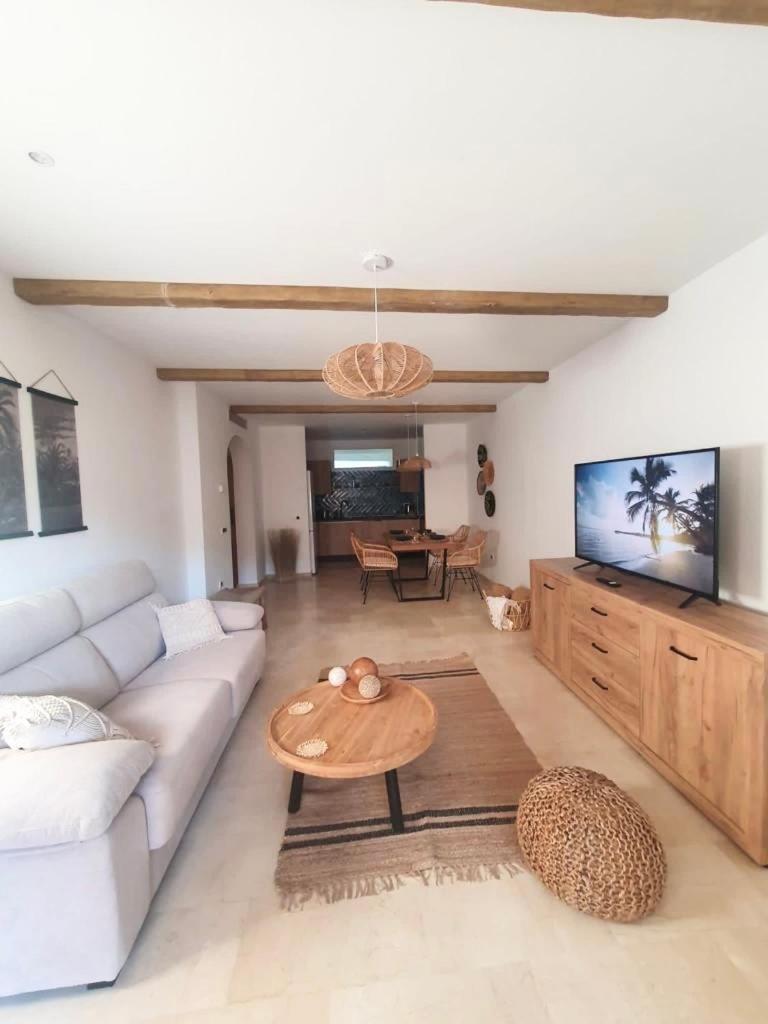 Apartamento El Nautico Coral Suite - Oceanview Escape *