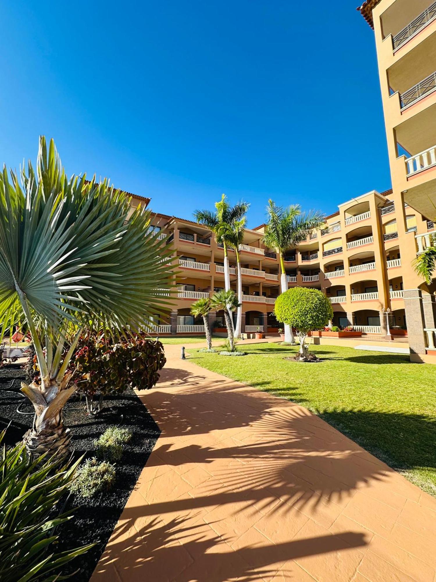 Apartamento El Nautico Coral Suite - Oceanview Escape *